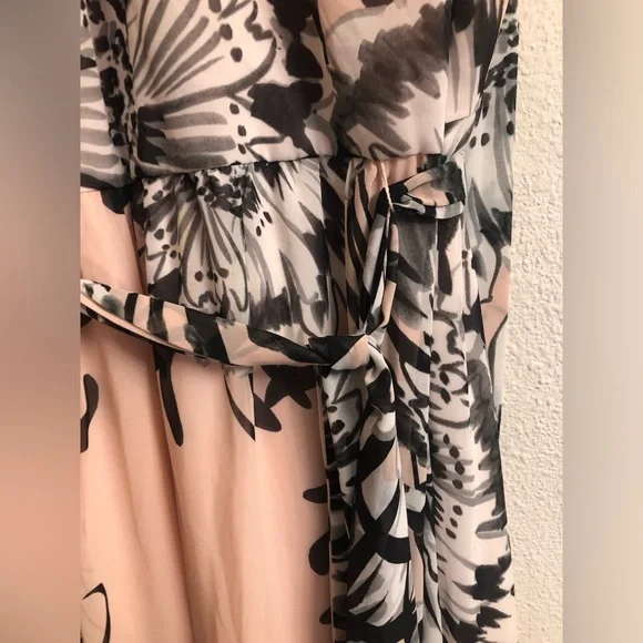 ✨ELIZA J FLORAL CHIFFON SLEEVELESS MAXI PROM DRESS SIZE 8 COLOR: BLUSH🌸 - Picture 11 of 11